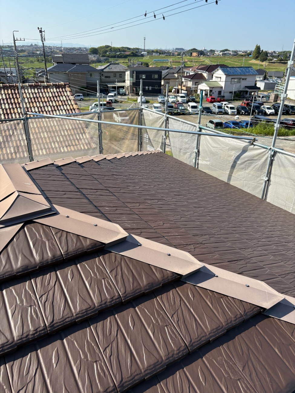 豊明市　ケラバと棟板金のカバー工法完了後の様子